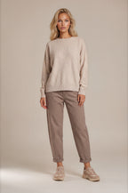 Feinstrickpullover mit Rundhalsausschnitt