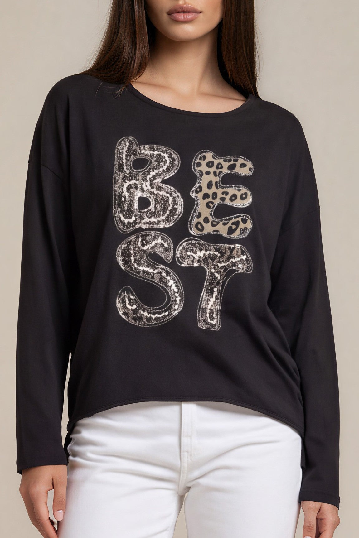 Oversize-Shirt „BEST“ mit Leo-Print und Schmuckdetails