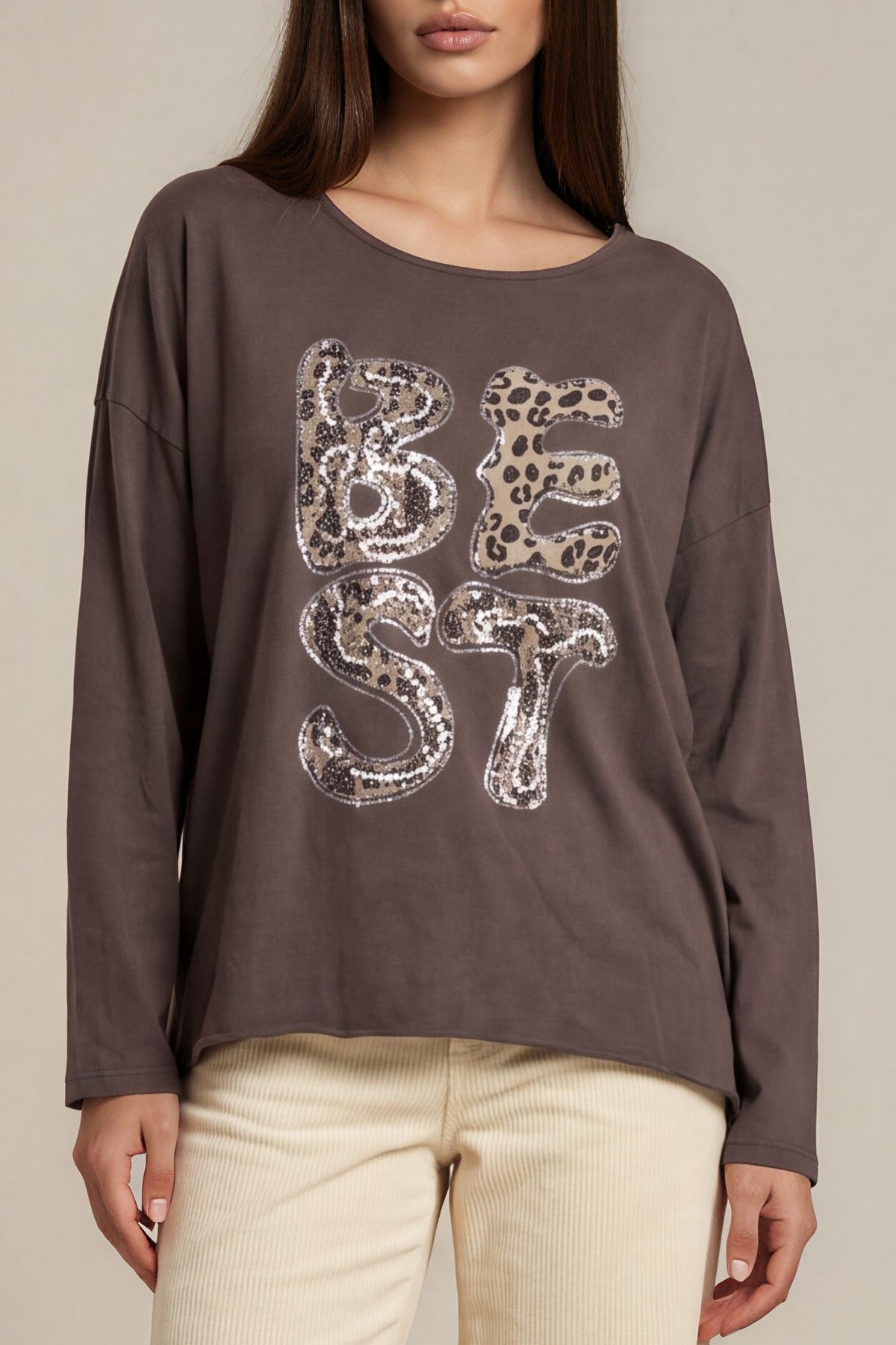 Oversize-Shirt „BEST“ mit Leo-Print und Schmuckdetails